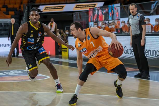 是一个亟待 是一个亟待